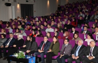 Otizm Farkındalık Günü’nde Başkan Genç’ten...