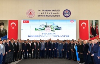 Vali Şahin topladı