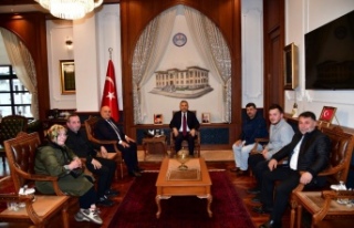 Başkan Emirzeoğlu, Vali Şahin’i ziyaret etti