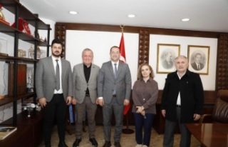 Bem-Bir-Sen Trabzon Şube, Başkan Ekim’i ziyaret...