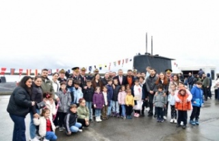 Devlet protokolü TGC preveze S 353 denizaltısının...