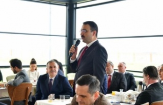 Genel müdür Şentürk topladı.