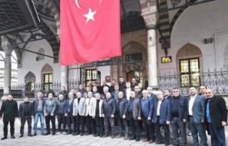 MHP  başbuğ Türkeş için mevlüt okuttu.