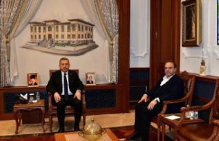 Ofluoğlu, Vali Şahin’i ziyaret etti