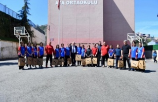 ORTAHİSAR BELEDİYESİ, FUTSAL ŞAMPİYONU ATA ORTAOKULU’NA...