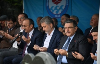 BAŞKAN GENÇ: MUSTAFA CUMUR HİZMETLERİYLE İZ BIRAKTI
