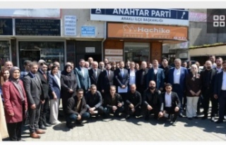 Anahtar parti Araklı ilçe teşkilatı mahalle başkanlarına...