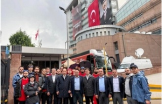 Başkan Ahmet Kaya milletin son kalesindeyiz.
