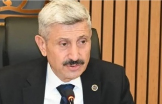 Başkan Çebi iş makinaları filomuzu gençleştiriyoruz.