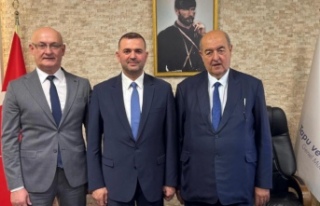 Başkan Sivrikaya ilçe müdürü Sağlam’ı ziyaret...