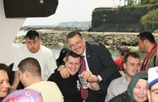 BÜYÜKŞEHİR’DEN TRABZON’DA ENGELLERİ KALDIRAN...