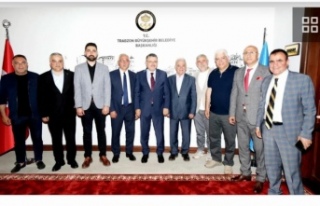 Hemşehri derneklerinden başkan Av.genç’i ziyaret.