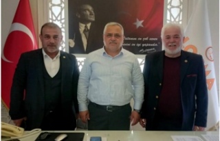 Trabzon’daki aktif muhtarların 3’ü Bir Arada.