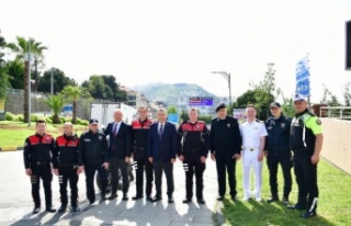 Vali Şahin güvenlik birimlerini denetledi.