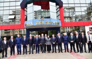 Vali Şahin Yomra'da