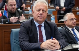 ZORLU: “BÜYÜKŞEHİR BELEDİYESİ AŞIRI BORÇLANIYOR,...