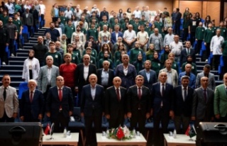 Nihat Özdemir, Trabzon’da Öğrencilerle Buluştu