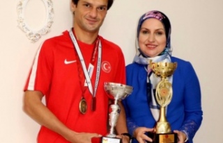 Emrah Öztürk Hakka yürüdü.