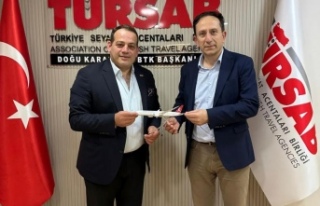 Müdür Hacımahmutoğlu, Başkan Tuna’yı ziyaret...
