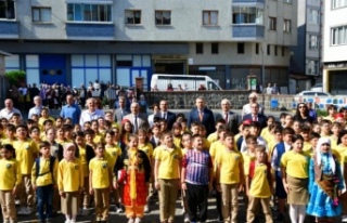 Vali Şahin Ali Kemal Aktürk ilkokulu ziyaret etti.