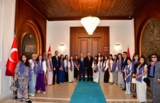 Vali Şahin’i Kazakistanlı turizmciler ziyaret...