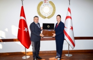 BAŞKAN GENÇ'TEN KKTC BAŞKONSOLOSU DEMİREL'E...