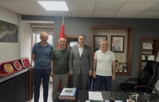 Eski ve Yeni Başkanlar, İl Müdürü Kaplan’ı...