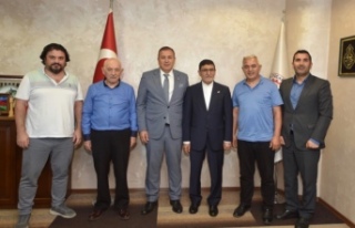 İran Başkonsolosu Mohebbati'den TTSO'ya...