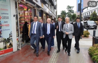 Karaismailoğlu şehri arşınlıyor.