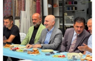 Milletvekili Karaismailoğlu Çarşı Esnafı ile...