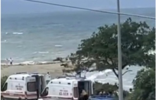 Of’ta 2 kişi denizde boğuldu.