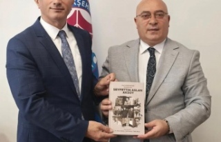 Başkan Aksoy, Genel Sekreter Yardımcısı Selim’i...