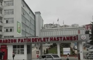 Direğe çarpan aracın şoförü yaralandı.