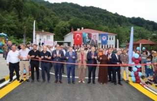 Sürmene Kahraman Mahallesi’ne Millet Bahçesi kazandırıldı