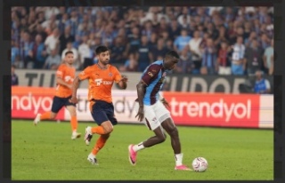 Trabzonspor Başakşehir karşısında aldığı 2-1...