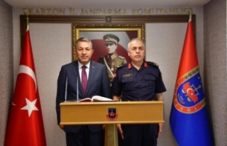 Vali Şahin Bahattin Paşa’yı uğurladı