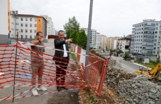 YILDIZLI TOKİ OKULLARI ÖNÜNDEKİ TRAFİK SORUNU...
