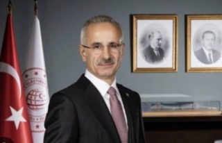 Bakan Uraloğlu ödemelerde kredi kartı kullanılacak.