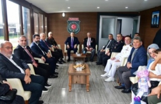 Trabzon Bürokrasisi Gaziler Derneği’ni ziyaret...