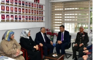 Vali Şahin Başkan Kumaş’ı ziyaret etti