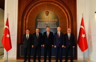 Vali Şahin Topladı.