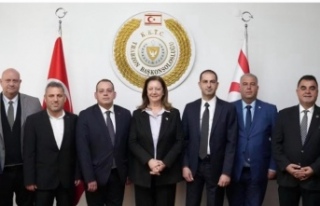 Başkonsolos Demirel’i TURSAB ve KITSAB ziyaret...