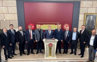 Beşikdüzü’lü muhtarlar  TBMM’de.