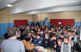 BÜYÜKŞEHİR’DEN KÖY OKULUNDA BİLİM ŞENLİĞİ