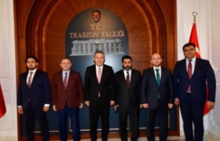 Vali Şahin’i il müftüsü Dr Çiçek ziyaret etti.