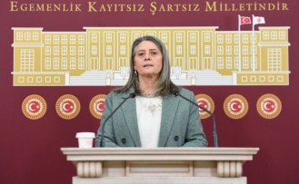 CHP’Lİ SUİÇMEZ’DEN BAKAN URALOĞLU’NA "PANKART" TEPKİSİ: "HUKUK KİŞİYE ÖZEL OLMAZ!