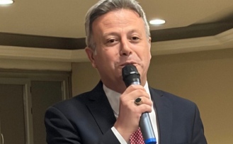 Muhtar koçan bürokrasi ve siyasetçileri buluşturdu.