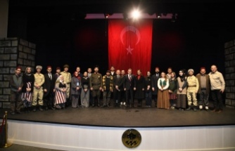 BAŞKAN GENÇ: "MUHACİRLİK OYUNUNU GENÇLERİMİZ MUTLAKA İZLEMELİ"