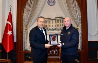 Okul Müdürü Çalışkan, Vali Şahin’i ziyaret etti