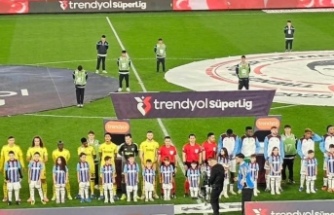 Karşılaşmayı 41.461 kişi izledi